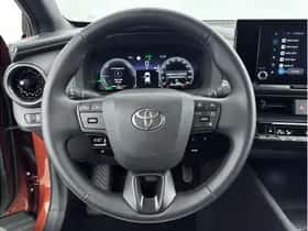 Toyota C-HR (2025) thumbnail 15