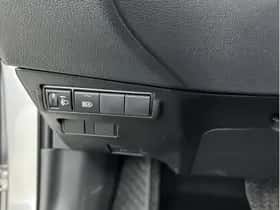 Toyota Corolla (2025) thumbnail 17