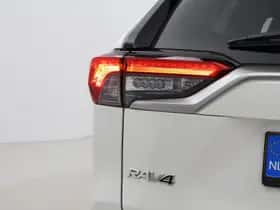 Toyota RAV4 (2022) thumbnail 17