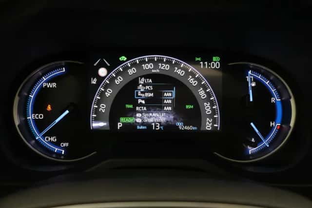 Toyota RAV4 (2022) thumbnail 4