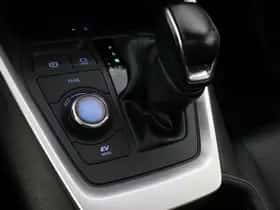 Toyota RAV4 (2022) thumbnail 32