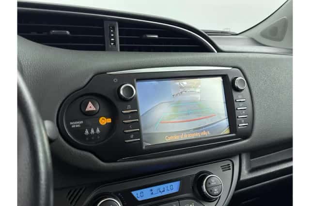 Toyota Yaris (2019) thumbnail 6