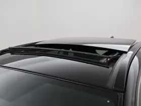 Toyota RAV4 (2022) thumbnail 5