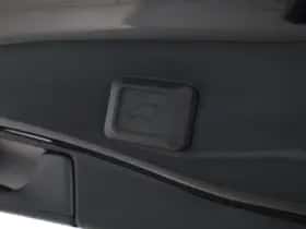 Toyota RAV4 (2022) thumbnail 41