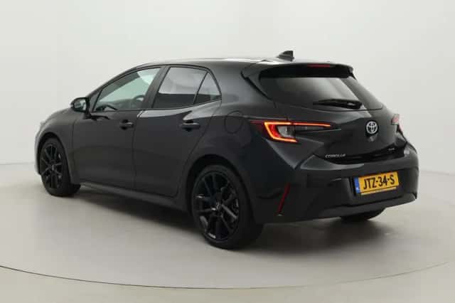 Toyota Corolla (2025) thumbnail 4