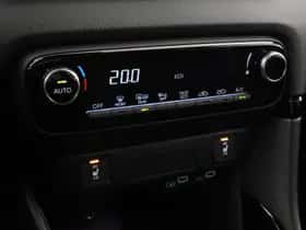 Toyota Yaris (2025) thumbnail 6