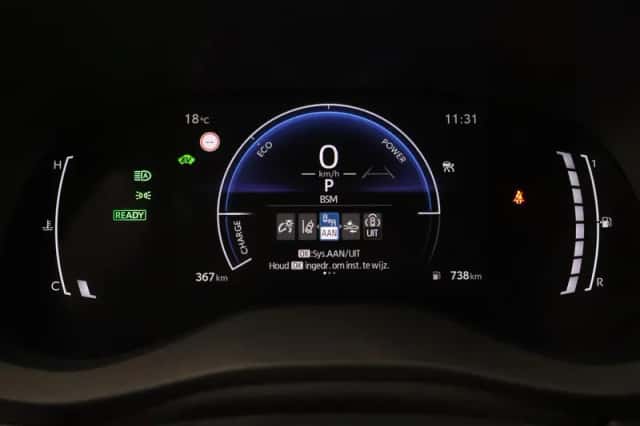 Toyota Yaris (2025) thumbnail 3