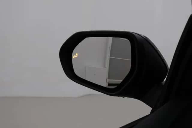 Toyota Yaris (2025) thumbnail 5