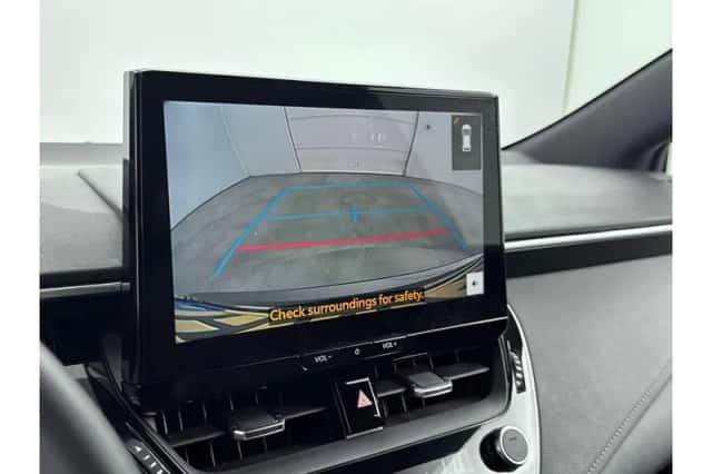 Toyota Corolla (2025) thumbnail 6
