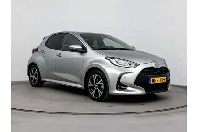 Toyota Yaris (2025) thumbnail 1