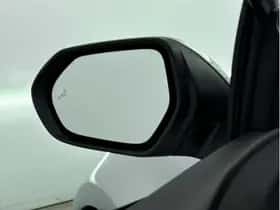 Toyota Yaris (2025) thumbnail 5