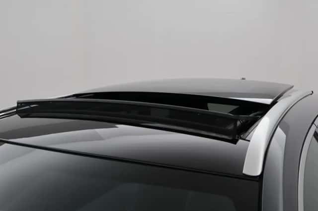 Toyota Corolla (2025) thumbnail 5