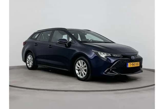 Toyota Corolla (2023) thumbnail 1
