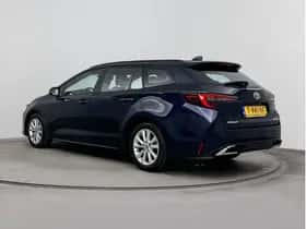 Toyota Corolla (2023) thumbnail 4