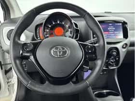 Toyota Aygo (2020) thumbnail 16