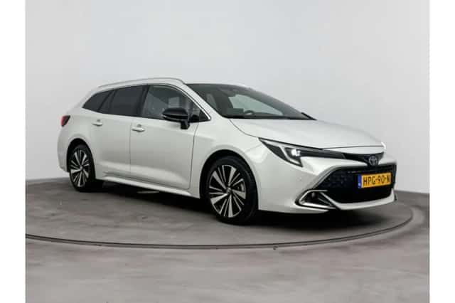 Toyota Corolla (2025) thumbnail 1