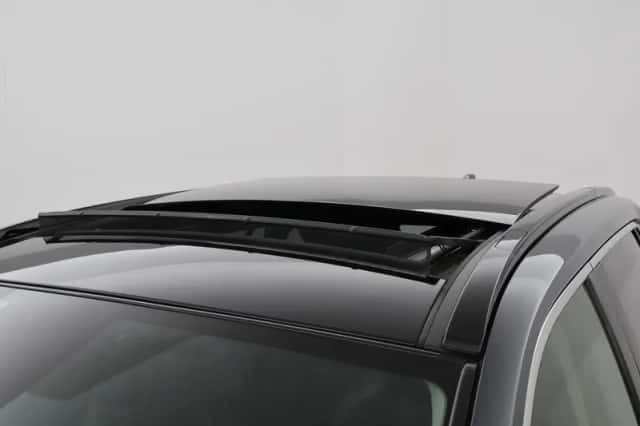 Toyota RAV4 (2022) thumbnail 5