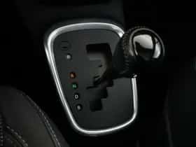 Toyota Yaris (2018) thumbnail 32