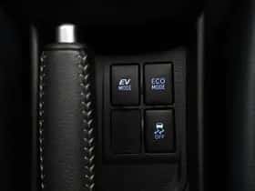 Toyota Yaris (2018) thumbnail 33