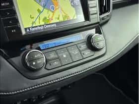 Toyota RAV4 (2016) thumbnail 21