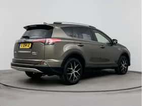 Toyota RAV4 (2016) thumbnail 25
