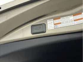 Toyota RAV4 (2016) thumbnail 29