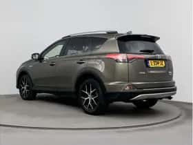 Toyota RAV4 (2016) thumbnail 4