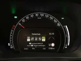 Toyota Aygo X (2024) thumbnail 3