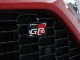 Toyota RAV4 (2024) thumbnail 5