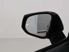 Toyota RAV4 (2024) thumbnail 7