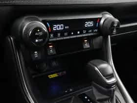 Toyota RAV4 (2024) thumbnail 10
