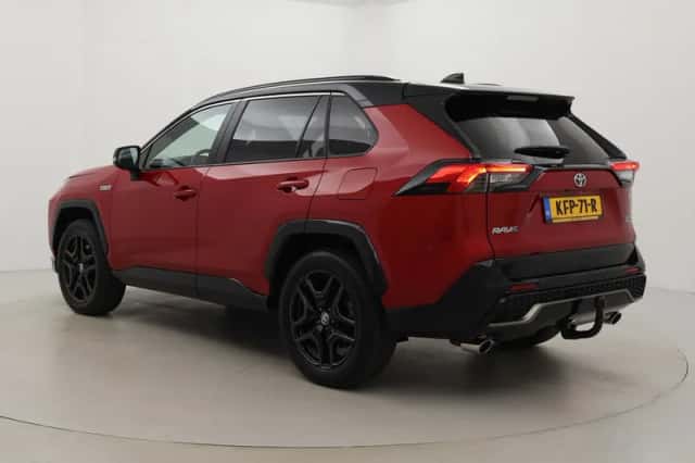 Toyota RAV4 (2024) thumbnail 4