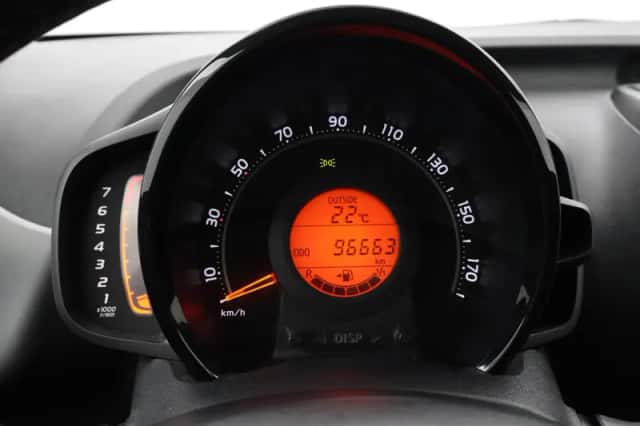 Toyota Aygo (2020) thumbnail 3