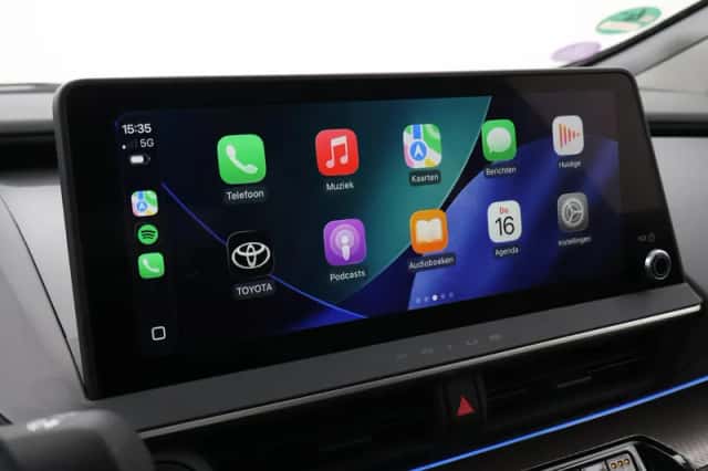 Toyota Prius (2023) thumbnail 6