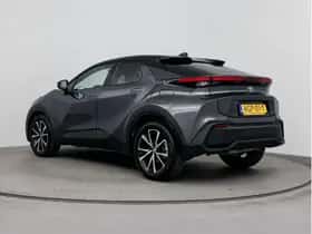 Toyota C-HR (2025) thumbnail 4