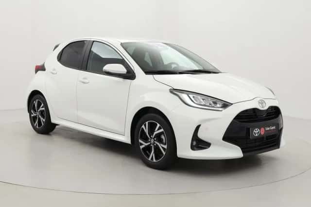 Toyota Yaris (2026) thumbnail 1