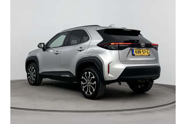 Toyota Yaris Cross (2025) thumbnail 4