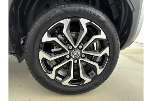 Toyota Yaris Cross (2025) thumbnail 6