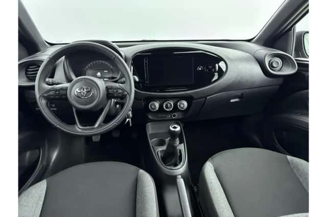 Toyota Aygo X (2025) thumbnail 2