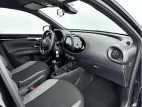 Toyota Aygo X (2025) thumbnail 23