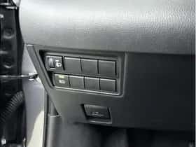Toyota Yaris (2025) thumbnail 17