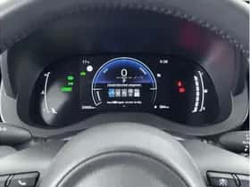 Toyota Yaris (2025) thumbnail 3