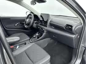 Toyota Yaris (2025) thumbnail 24