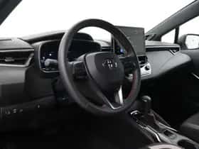 Toyota Corolla (2025) thumbnail 2