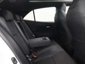 Toyota Corolla (2025) thumbnail 40