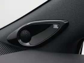 Toyota Corolla (2025) thumbnail 8