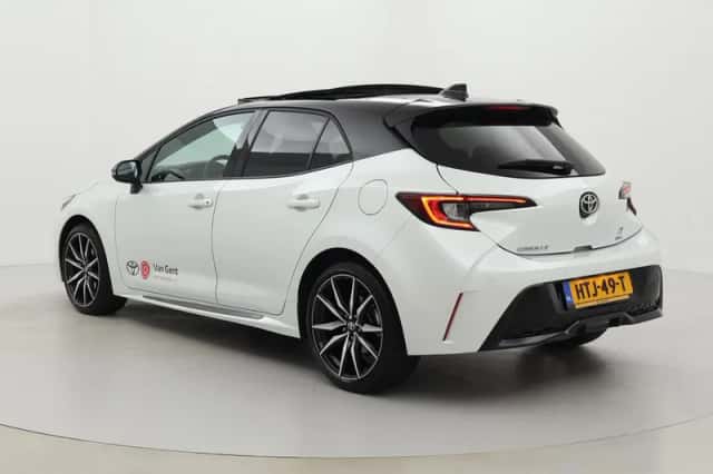 Toyota Corolla (2025) thumbnail 4