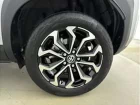 Toyota Yaris Cross (2024) thumbnail 8