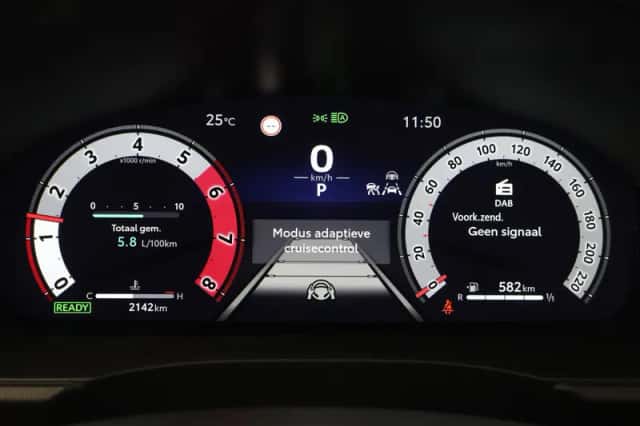 Toyota Yaris (2025) thumbnail 3