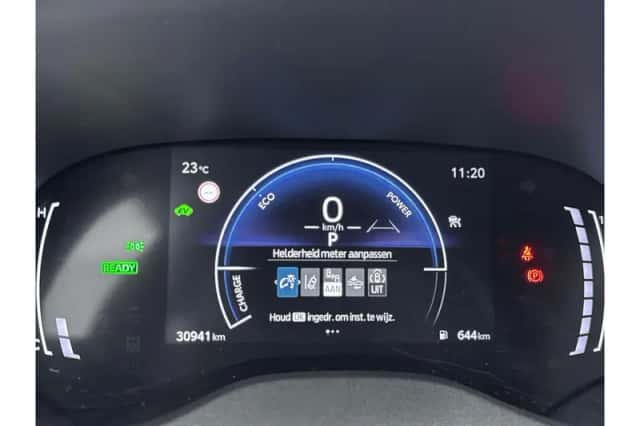 Toyota Yaris (2025) thumbnail 3